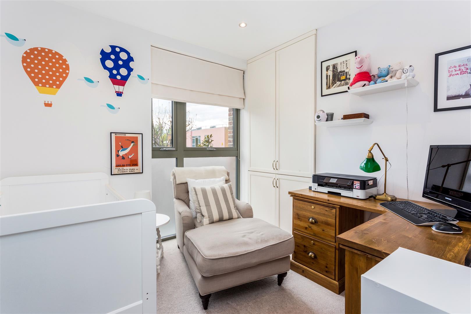 Essian Street, Stepney
